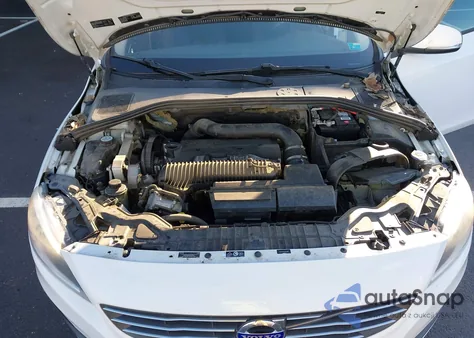 2014 Volvo S60 T5 from USA, damaged, VIN YV1612FS3E1284246